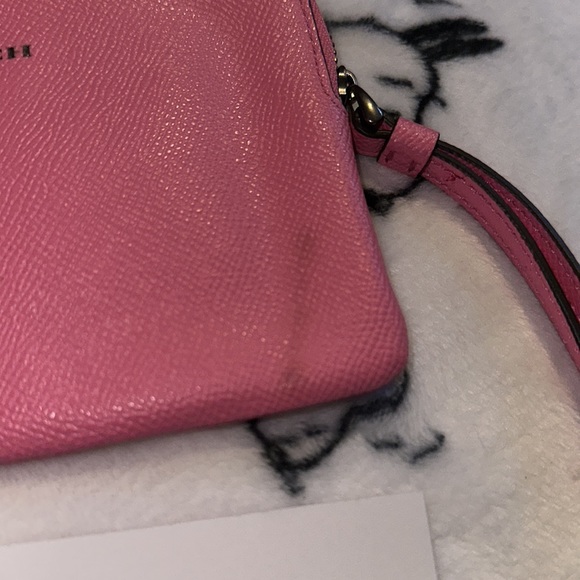Neon pink coach wristlet - Picture 6 of 7